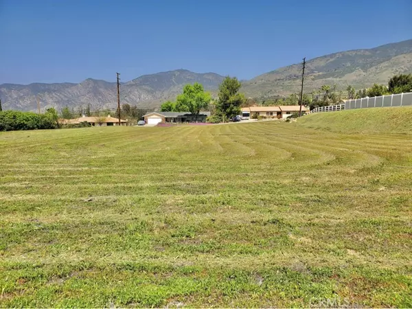 0 Ivy ST, Yucaipa, CA 92399