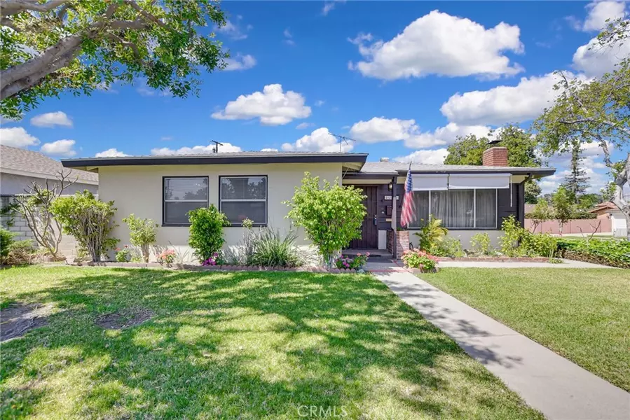 1227 N Larkin DR, Covina, CA 91722
