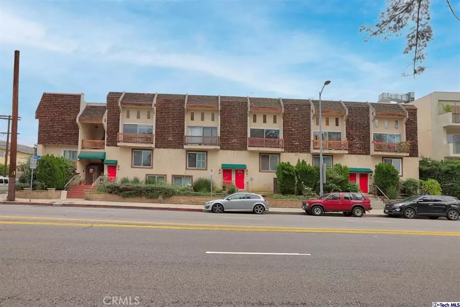 4660 Coldwater Canyon AVE #2, Studio City, CA 91604