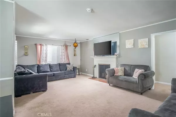 San Bernardino, CA 92405,1289 W 27th ST