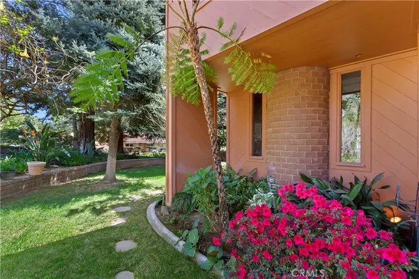 Upland, CA 91784,2533 Vista DR