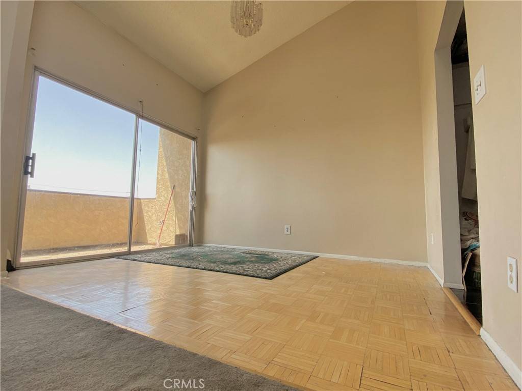 Montclair, CA 91763,9432 Shadowood DR #E