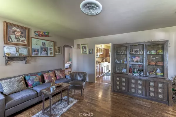 Monrovia, CA 91016,402 Maydee ST