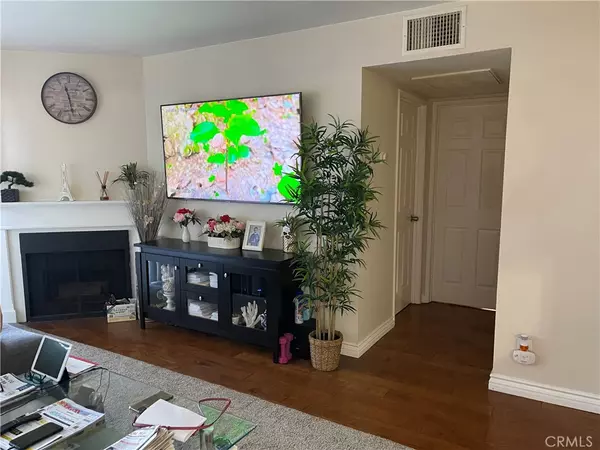 Chino, CA 91710,5165 Walnut AVE #33