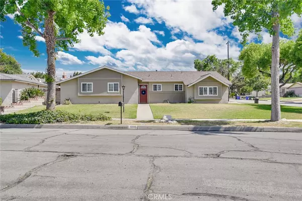 1295 E 13th ST, Upland, CA 91786