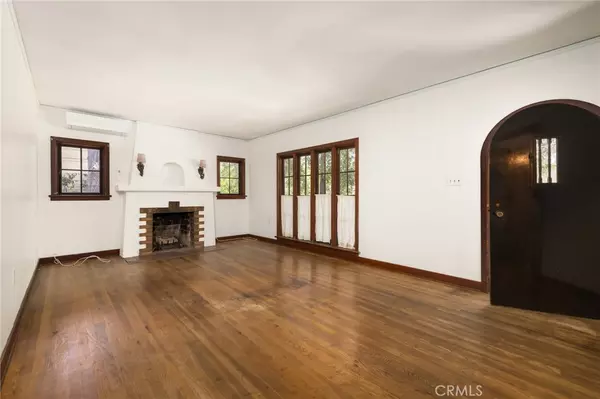 Claremont, CA 91711,826 Harvard AVE