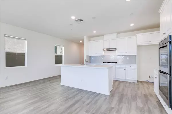 Upland, CA 91786,847 Parisa PL