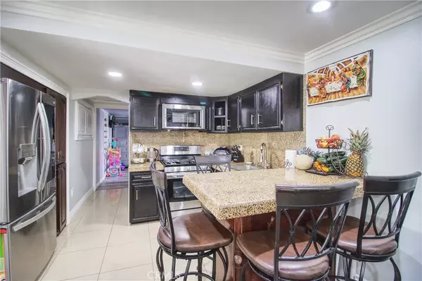 Paramount, CA 90723,15325 Orange AVE #B19