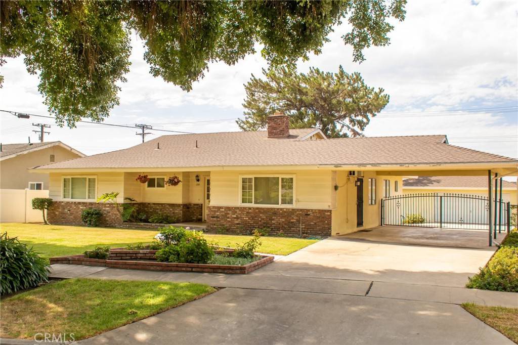 120 E Nisbet DR, Upland, CA 91786