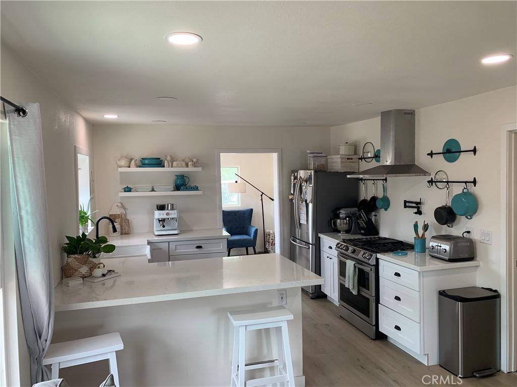 Upland, CA 91786,871 5th AVE