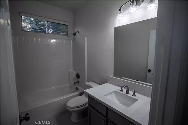 Eastvale, CA 92880,14675 Rick LN