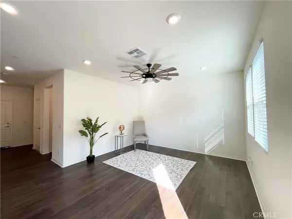 Eastvale, CA 92880,7058 Vernazza PL