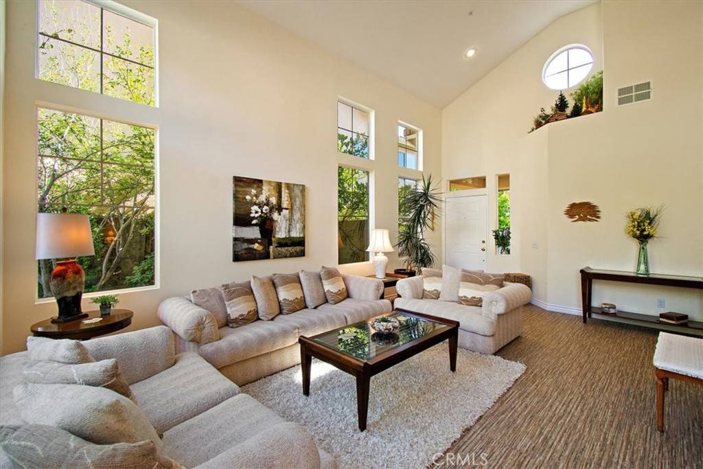 Fontana, CA 92336,14904 Southend ST