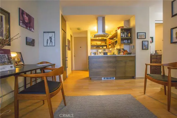 Long Beach, CA 90802,140 Linden AVE #512