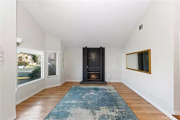 Victorville, CA 92395,13263 Country Club DR