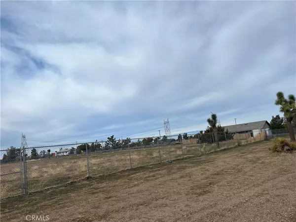 0 Caliente RD, Hesperia, CA 92345