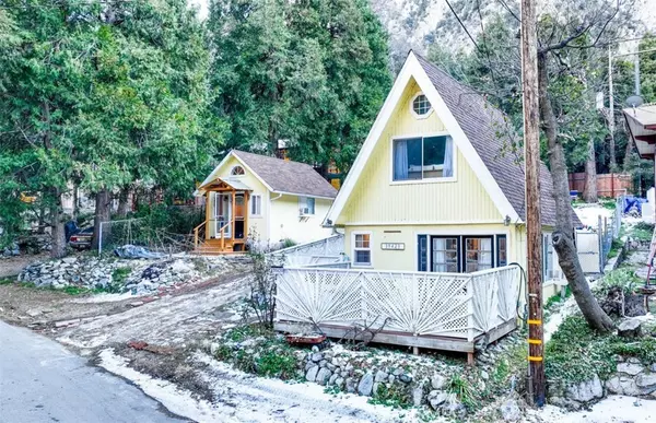 39429 Canyon DR, Forest Falls, CA 92339