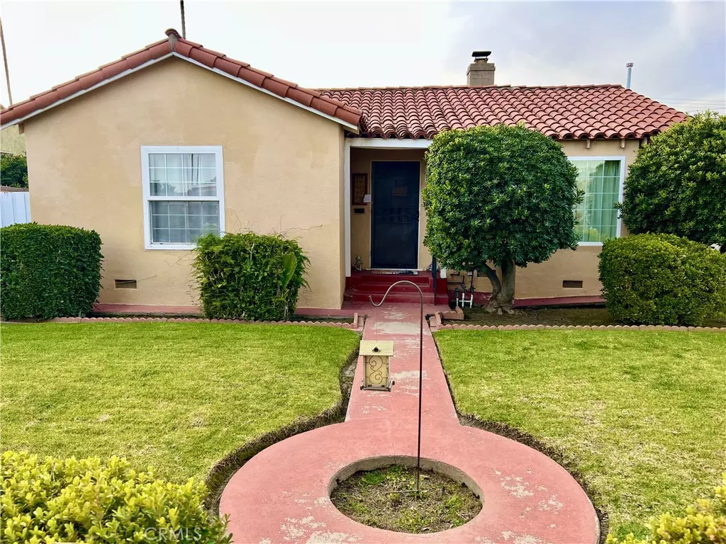 Van Nuys, CA 91401,5725 Katherine AVE
