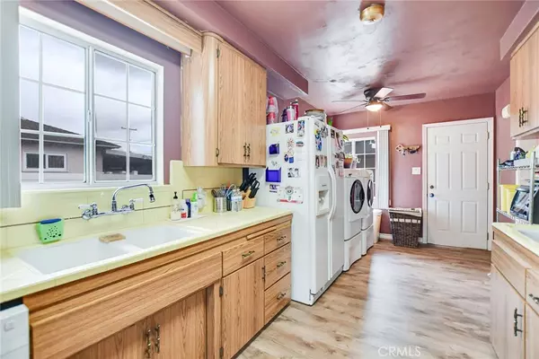 Montclair, CA 91763,5425 Palo Verde ST