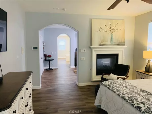 Yucaipa, CA 92399,33302 Gold Mountain RD