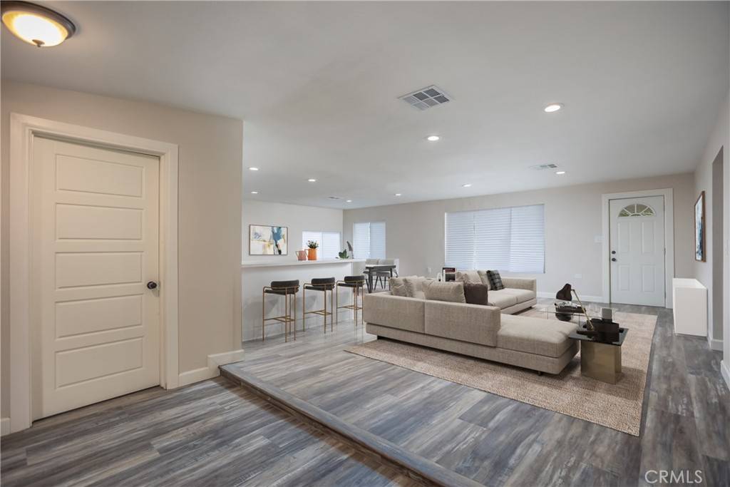 Grand Terrace, CA 92313,22326 Pico ST