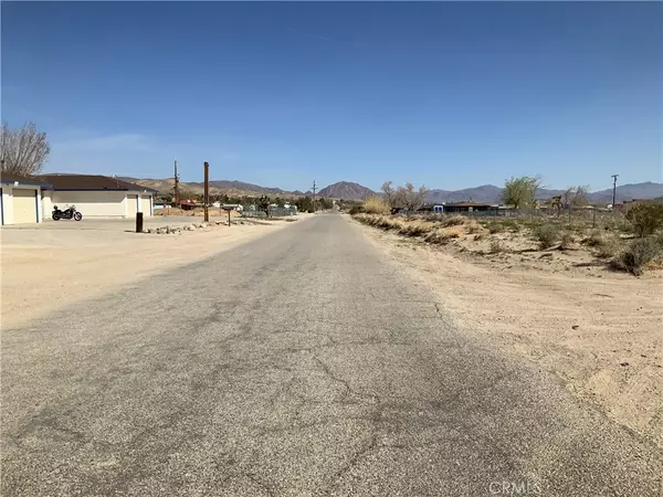 Lucerne Valley, CA 92356,10425 Cody RD