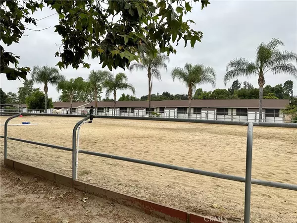 San Dimas, CA 91773,326 Conestoga RD