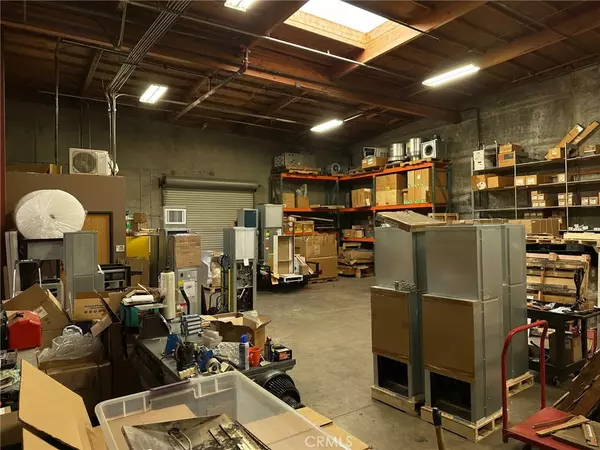 Vista, CA 92081,2480 Grand AVE