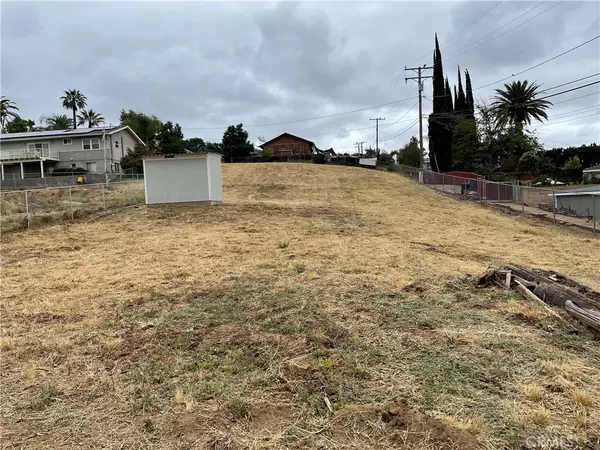 Yucaipa, CA 92399,0 Overcrest DR