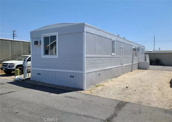 North Palm Springs, CA 92258,17069 N Indian Canyon DR #15