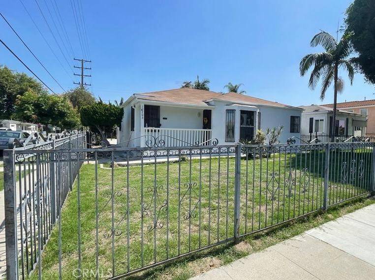 10206 San Gabriel Avenue AVE, South Gate, CA 90280