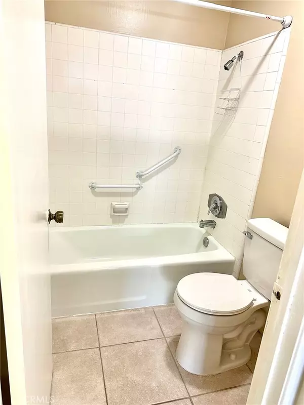 Palm Springs, CA 92262,1411 Sunrise Way #4