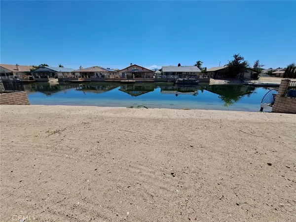 Helendale, CA 92342,14525 Ketch LN
