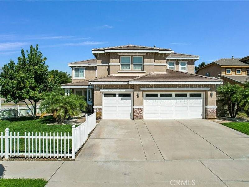 15110 Red Sox CIR, Fontana, CA 92336