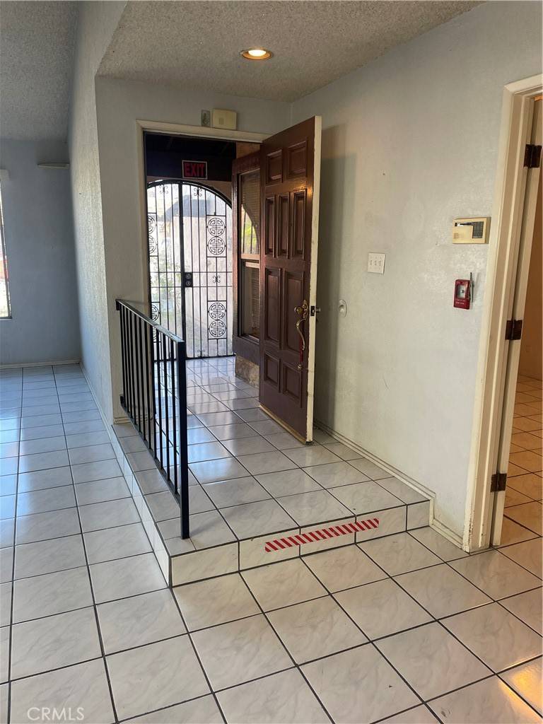 Carson, CA 90745,332 W Neilson ST