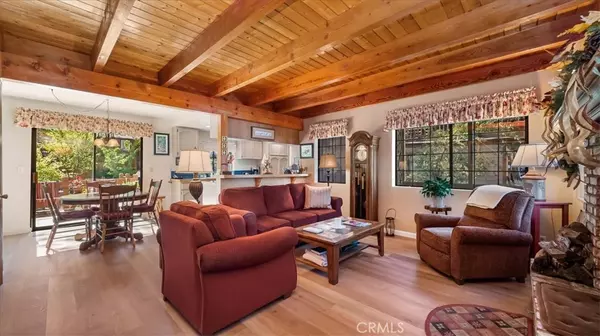 Wrightwood, CA 92397,1847 Thrush RD