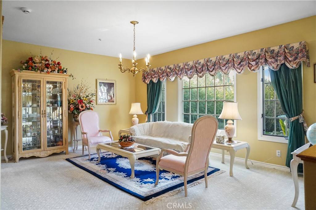184 S Trish CT, Anaheim Hills, CA 92808