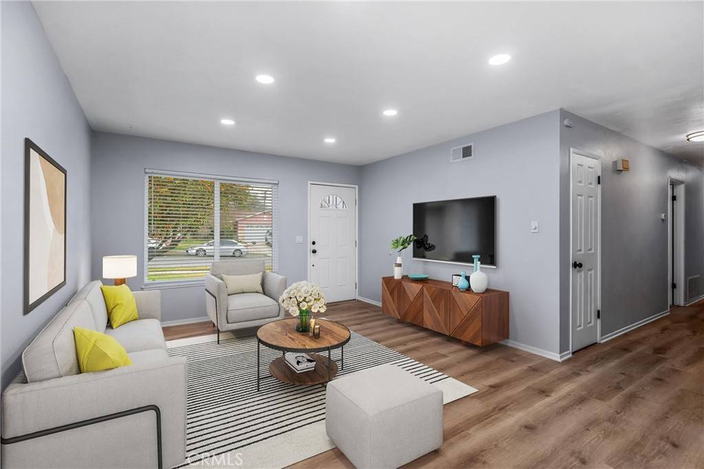 Jurupa Valley, CA 92509,6322 Leyburn PL