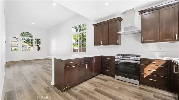 Murrieta, CA 92562,40298 Via Reata