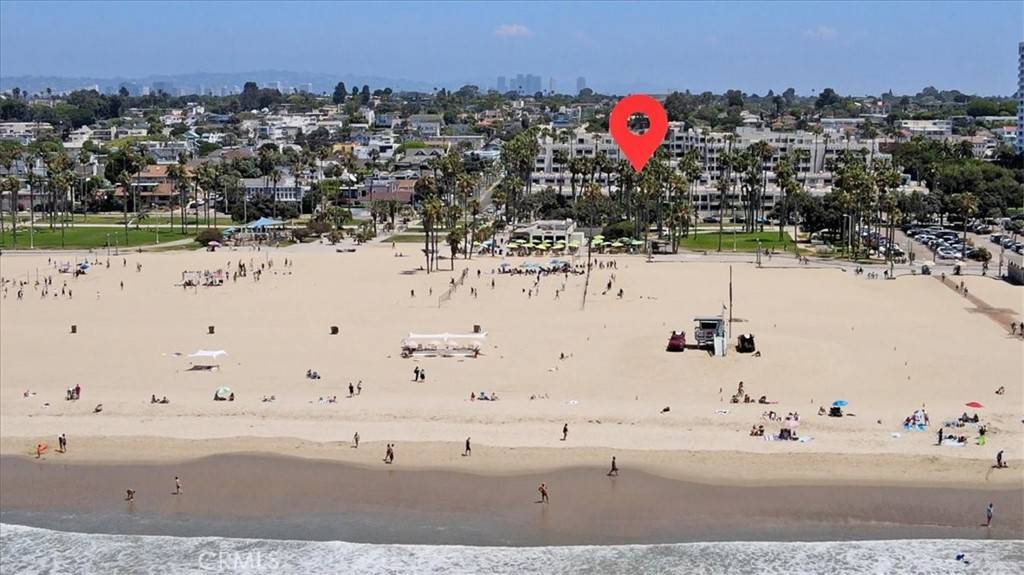 10 Ocean Park BLVD #6, Santa Monica, CA 90405