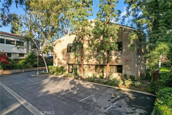 Covina, CA 91724,970 S Village Oaks DR