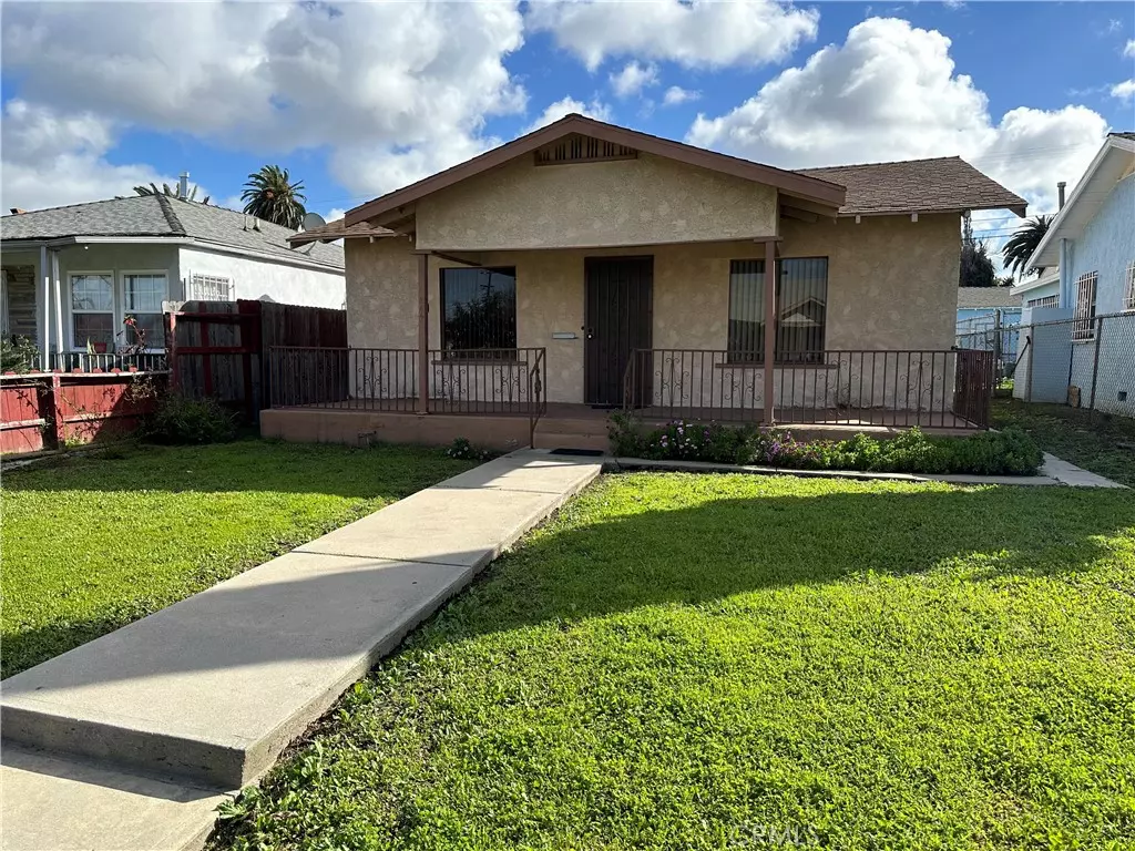 Los Angeles, CA 90061,244 W 118th PL