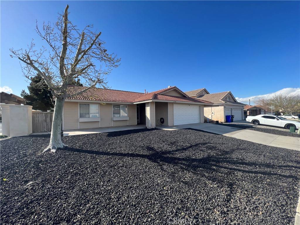 12750 Silver Spur WAY, Victorville, CA 92392