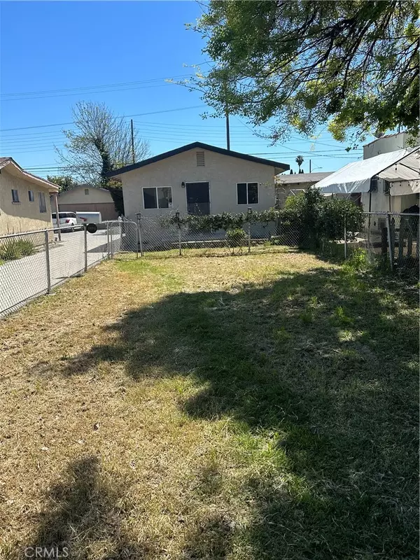 Maywood, CA 90270,3806 E 56th ST