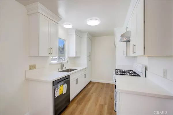 Los Angeles, CA 90042,241 S Avenue 57 #212