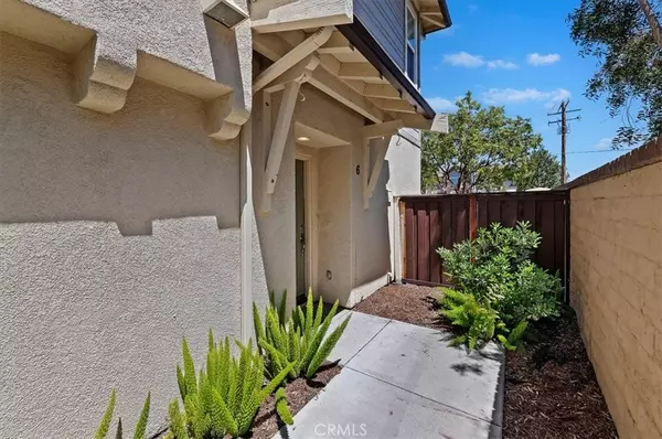 Murrieta, CA 92562,25056 Driftoak ST #6