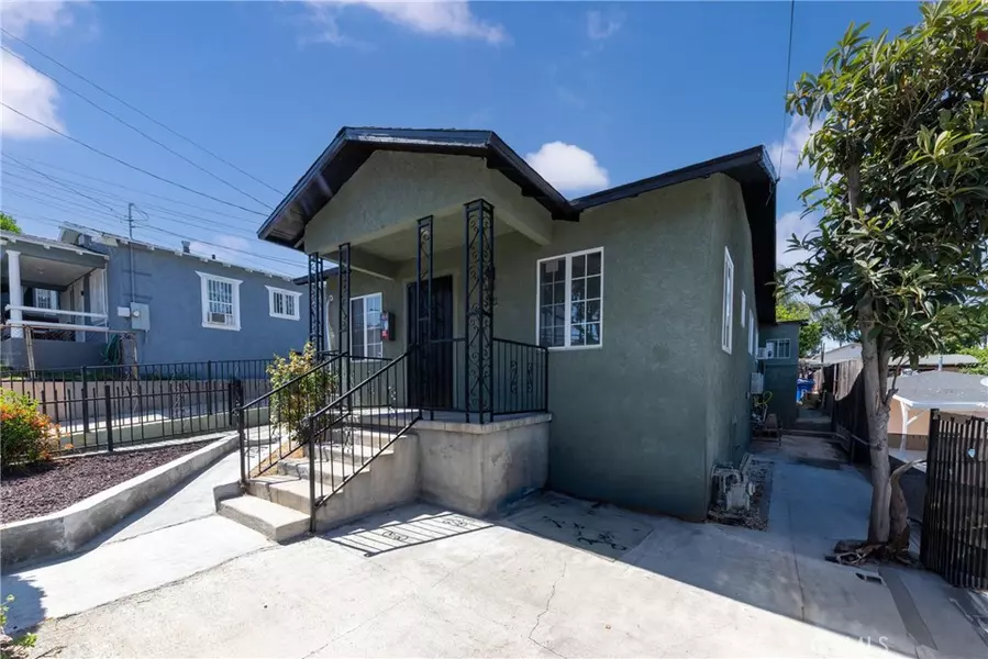 3821 E 5th ST, Los Angeles, CA 90063