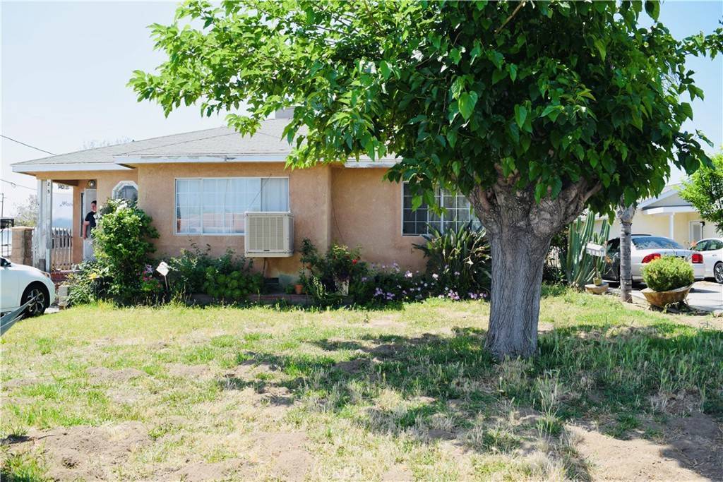2757 W Rialto AVE, Rialto, CA 92376