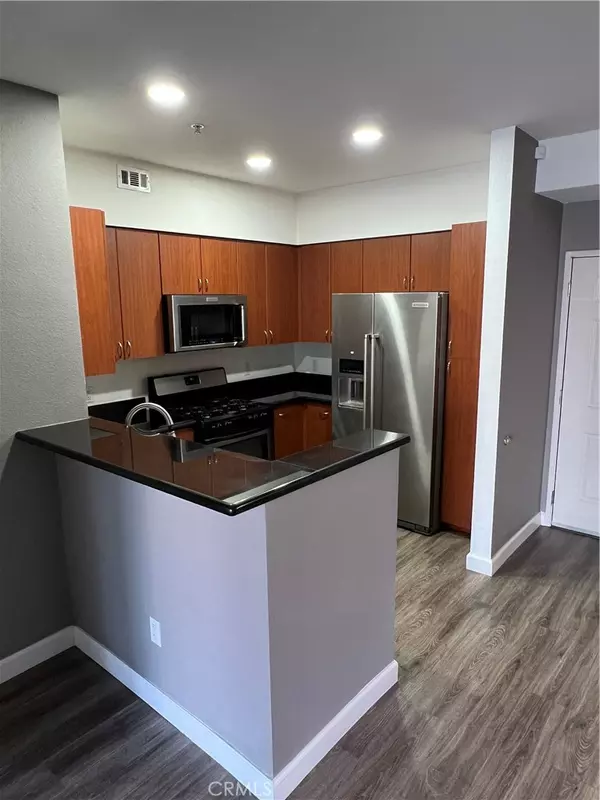 Anaheim, CA 92805,1801 E Katella AVE #1025