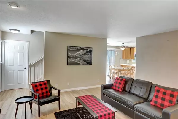 Wrightwood, CA 92397,1711 Betty ST